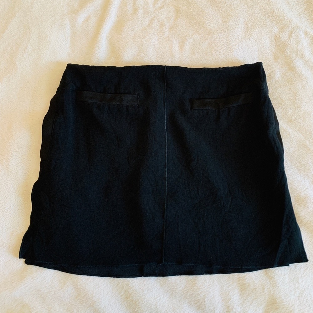 VANESSA BRUNO Black silk lined Casual Mini Skirt with Pockets